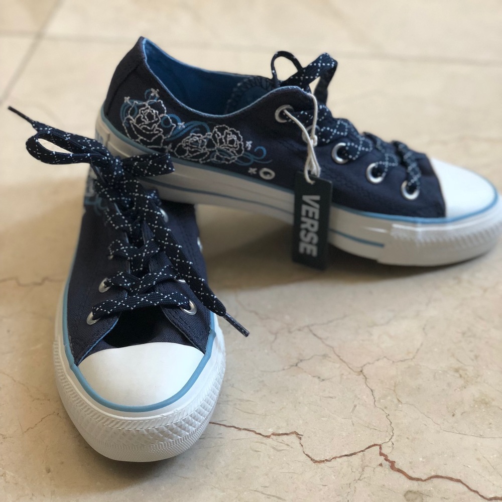 Blue floral converse